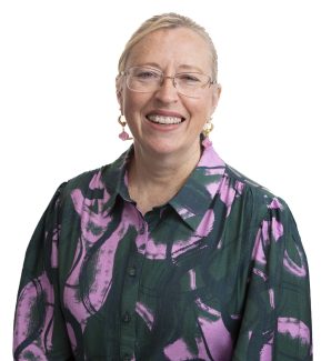 Jo-Ann Riley headshot